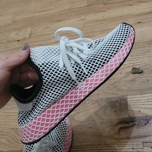 Deerrun Adidas shoes